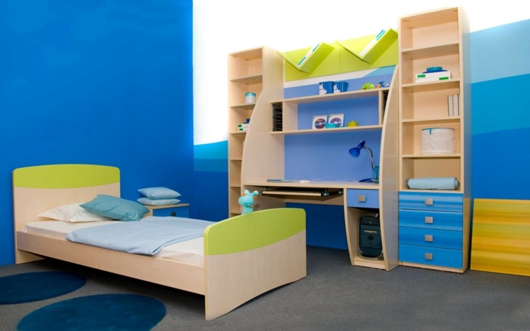chambre enfant déco bleu jaune vert tapis de sol meuble bois design 