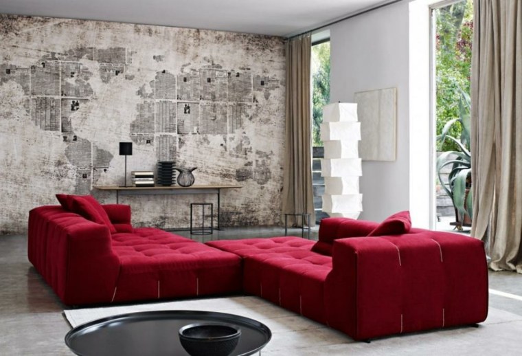 déco murale salon canapé rouge mappemonde de style industriel 