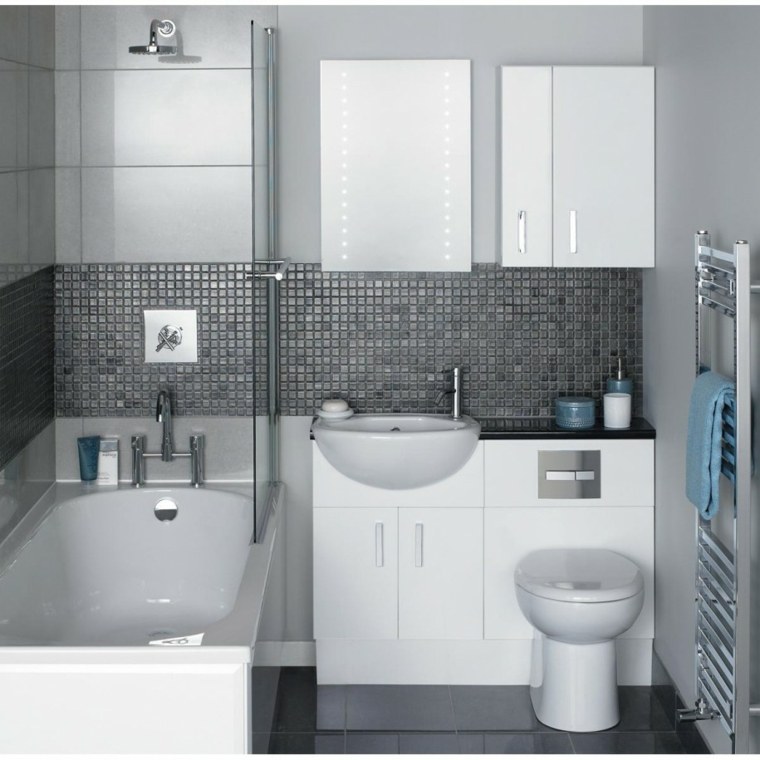 salle de bain blanche moderne baignoire toilette design lavabo