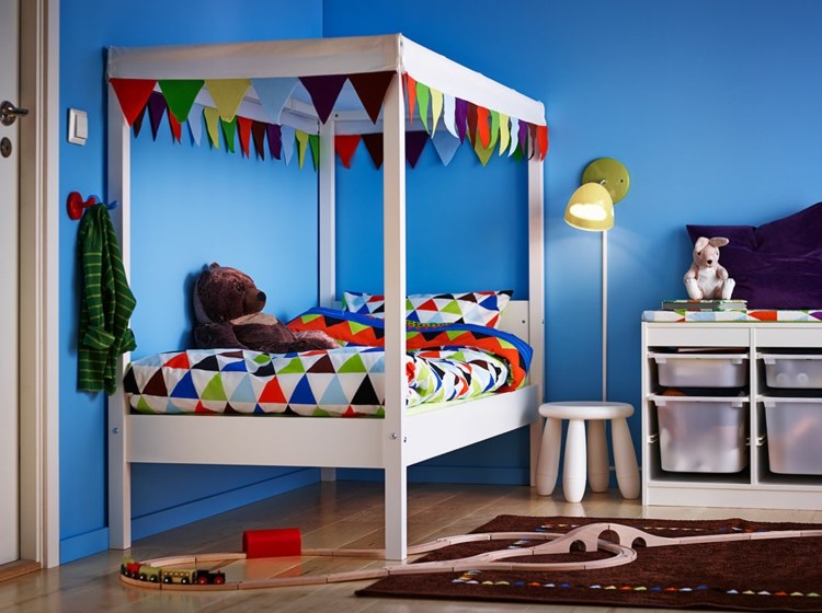 idées en images meuble de rangement chambre enfant lit Ikea