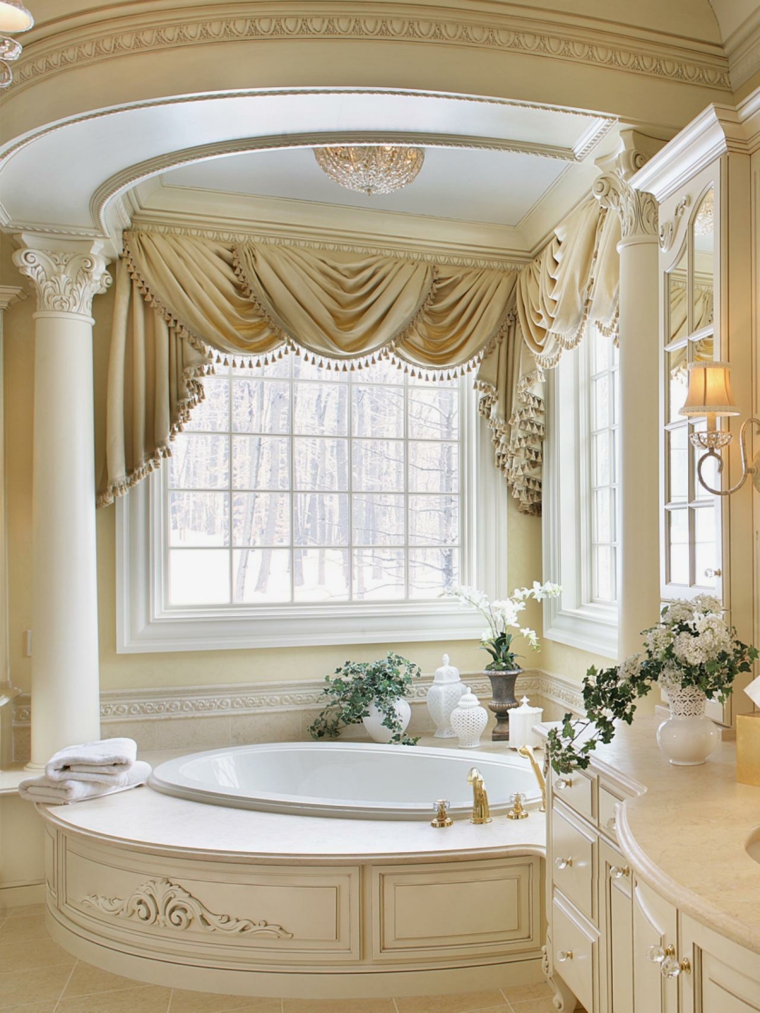 déco salle de bain toilette fleurs baignoire design rideau