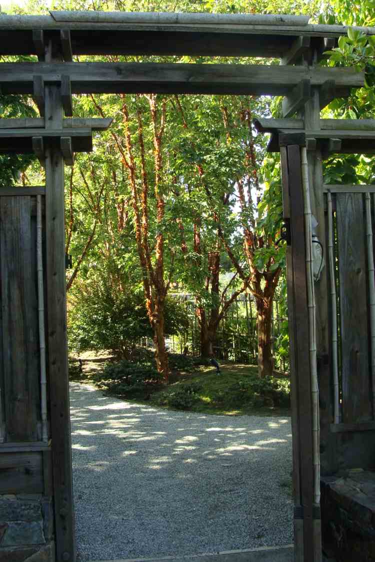 porte de jardin en bois asiatique