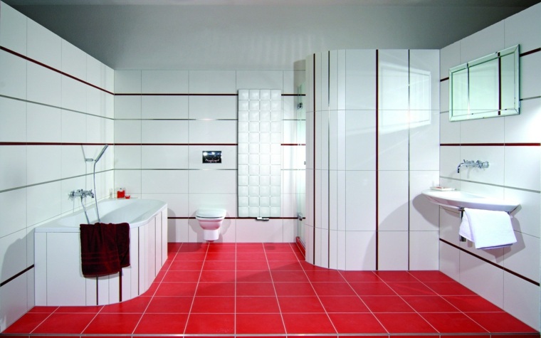 salle de bain couleur idée aménagement intérieur blanc baignoire blanche cabine de douche 