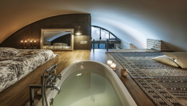 aménagement salle de bain contemporaine idée loft baignoire architecte bulgare 