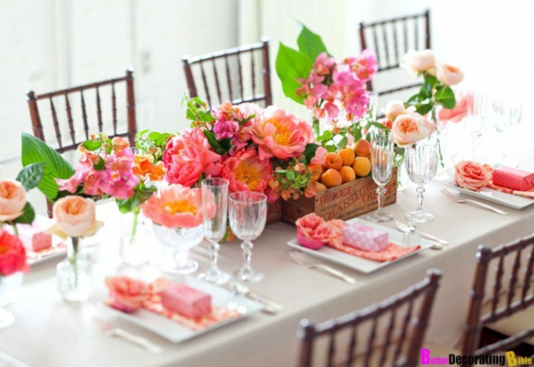 table de fête idée déco fleurs  fruits moderne 