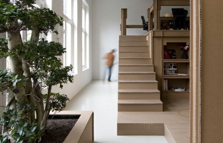 mobilier carton meuble escalier design 