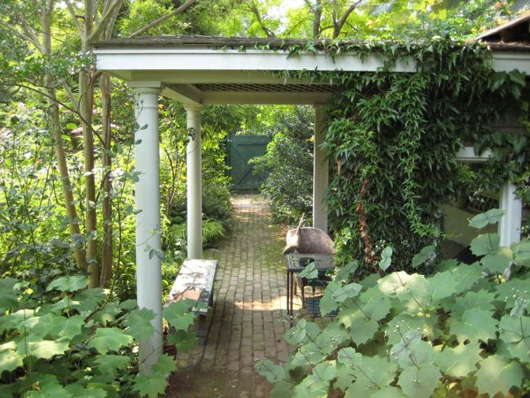 pergola blanche jardins design aménagement terrasse