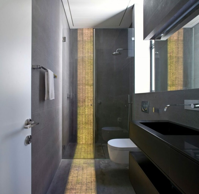 salle de bain moderne serviette lavabo noir 