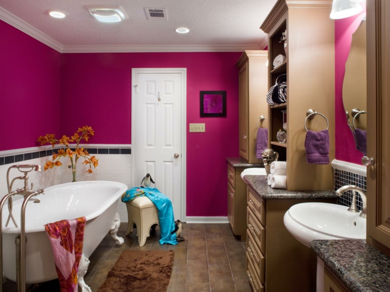 enfant salle de bain rose baignoire fleurs déco 