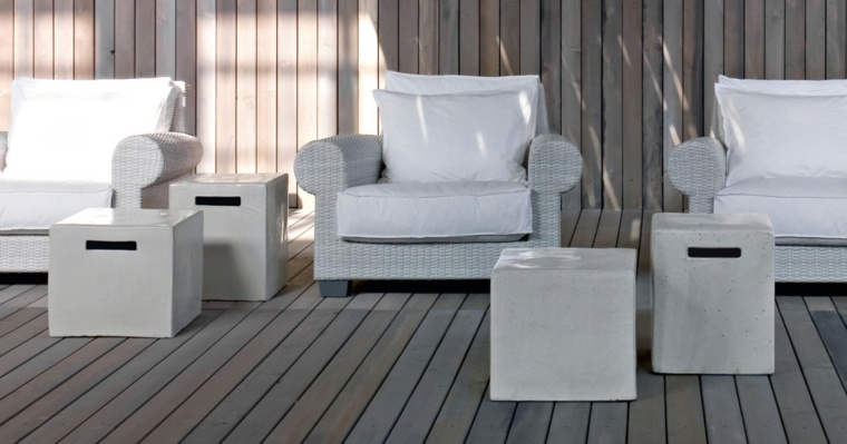 chaises en rotin pour décoration de terrasse design