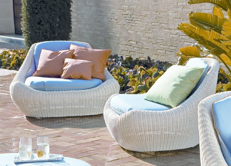 chaises de jardin en blanc meubles résine