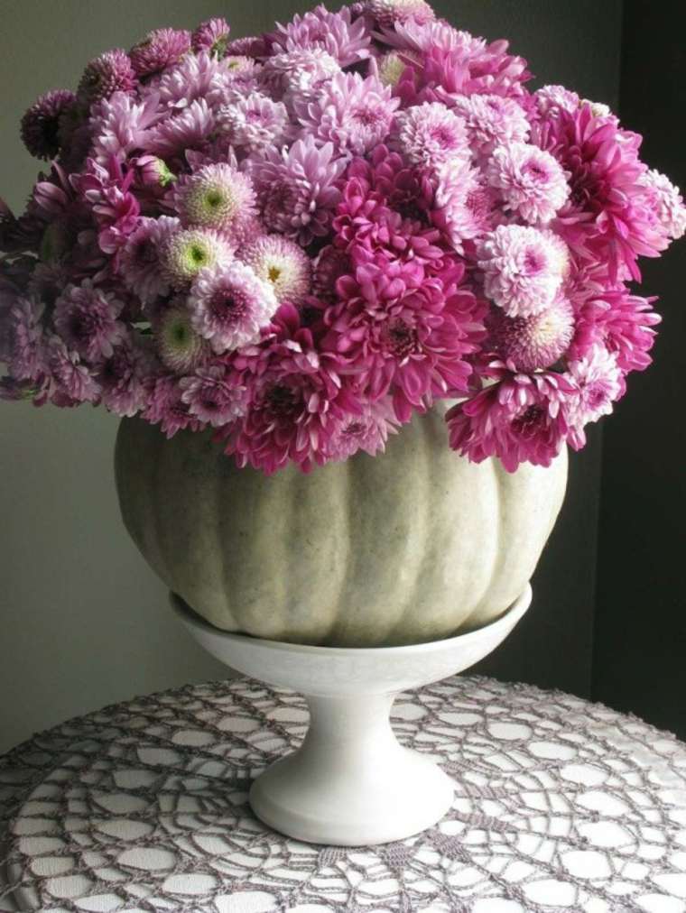 potiron déco idée table fête fleurs vase 