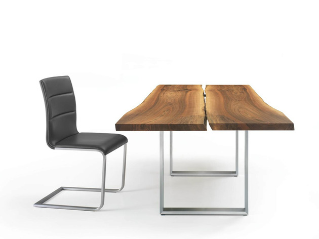 design moderne table en bois chaise noire design moderne girsberger