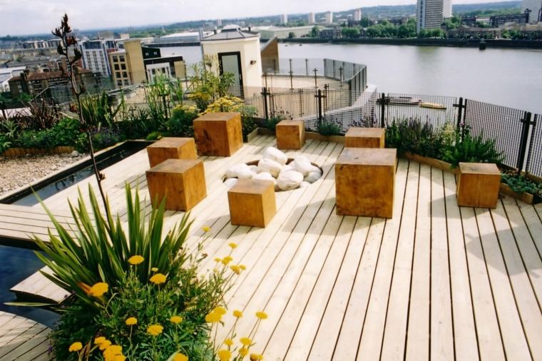 aménagement jardin meubles toit terrasse en bois gravier