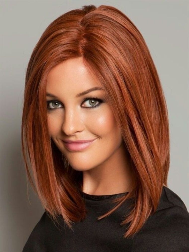 coiffure de femme rousse cheveux longs
