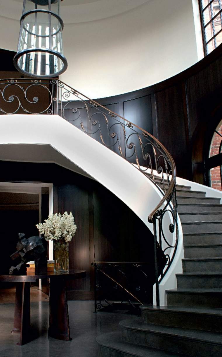 couleurs escaliers décor élégant