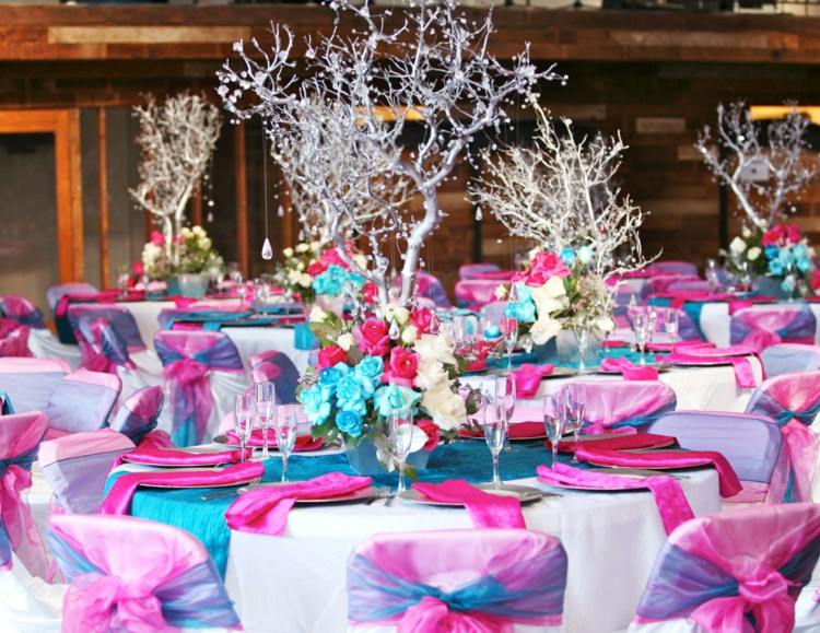 décoration salle de mariage bleu rose
