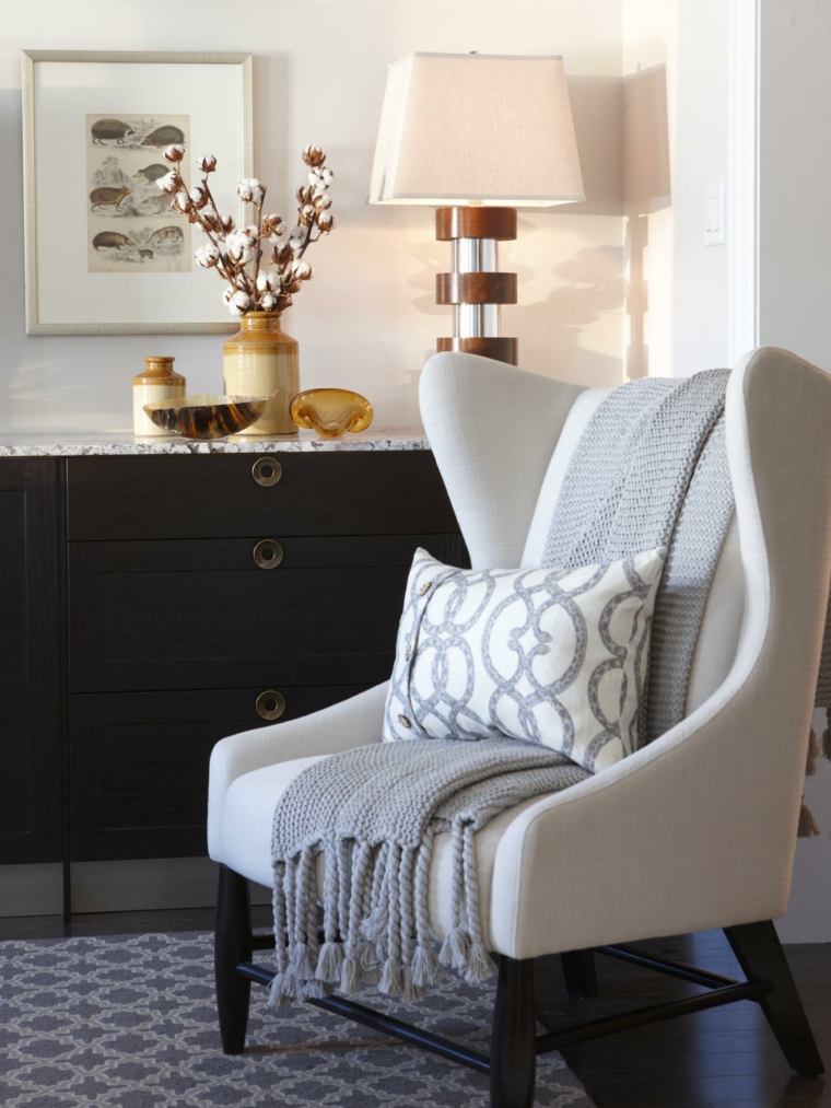 décoration intérieure automne idée fauteuil blanc design 