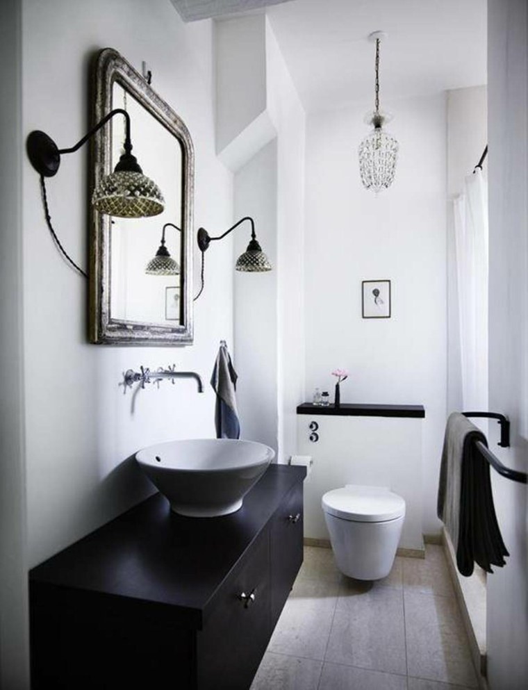 idées décor toilettes noir et blanc