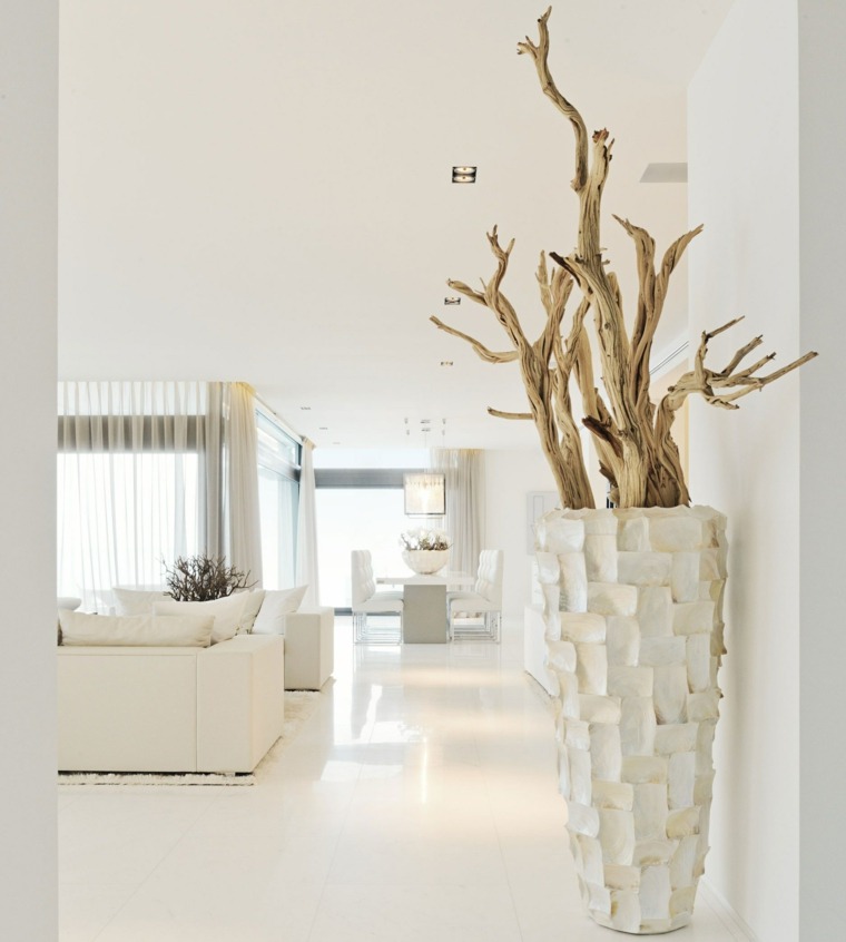 décor salon de style moderne en blanc