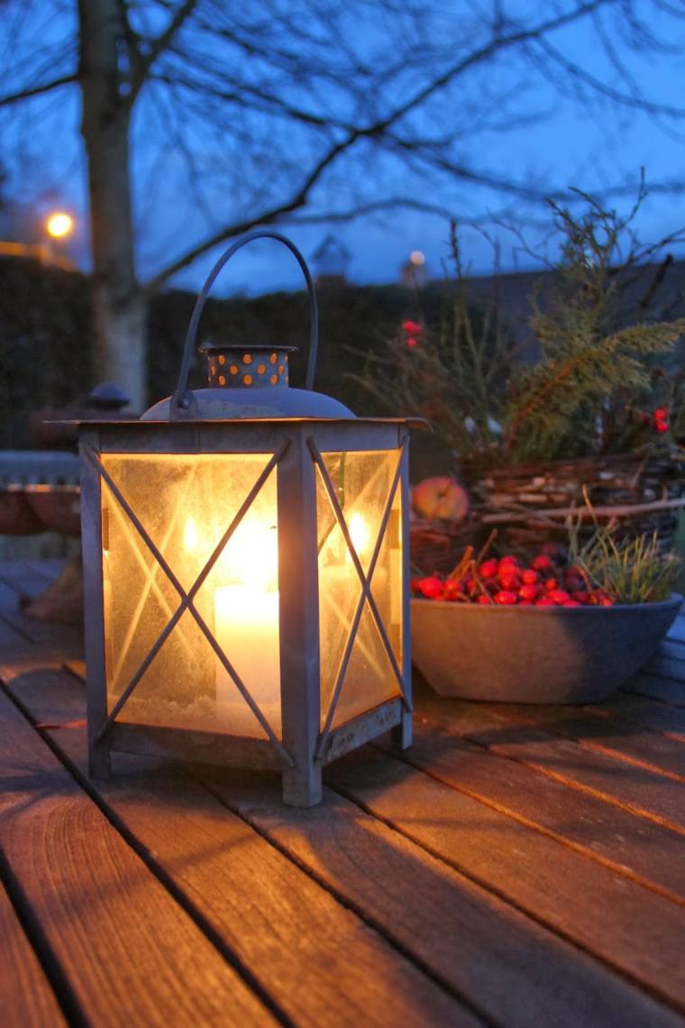lanterne de jardin design idée bougie métal déco extérieure 