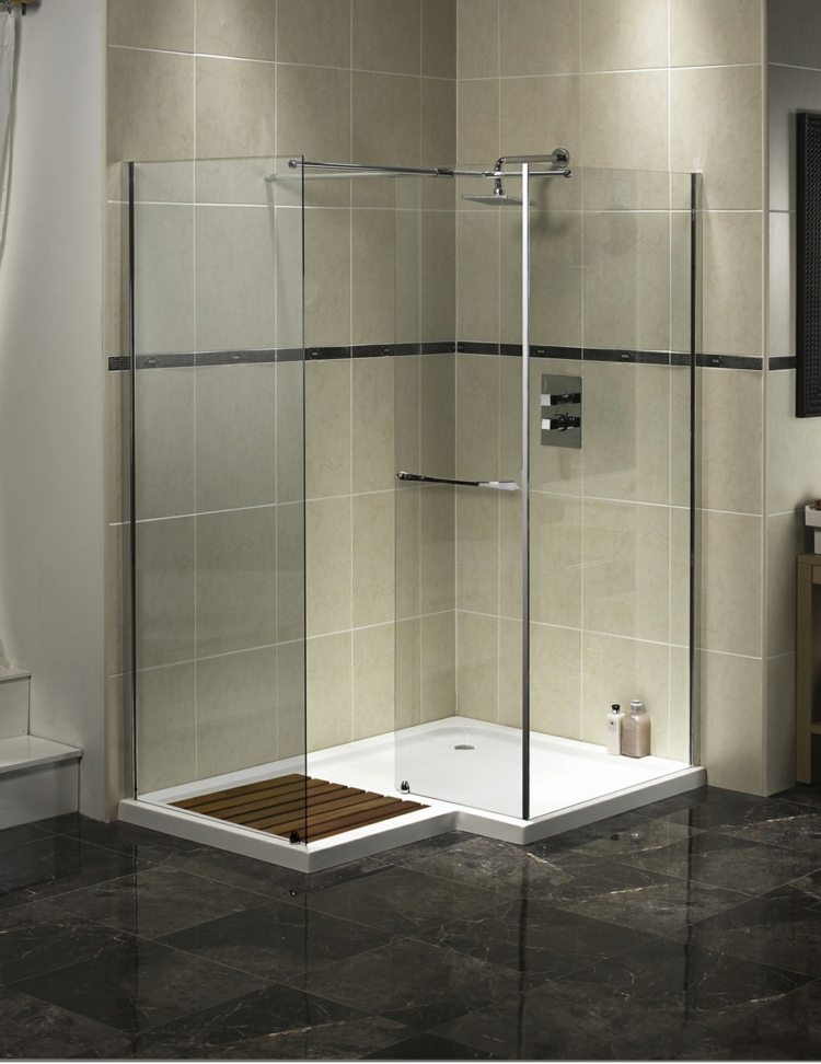 salle de bain avec douche italienne beige