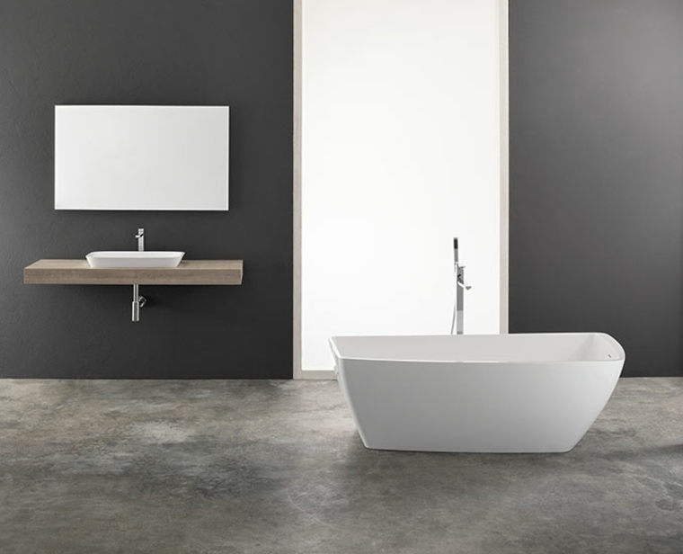 salle bains noir et blanc baignoire design