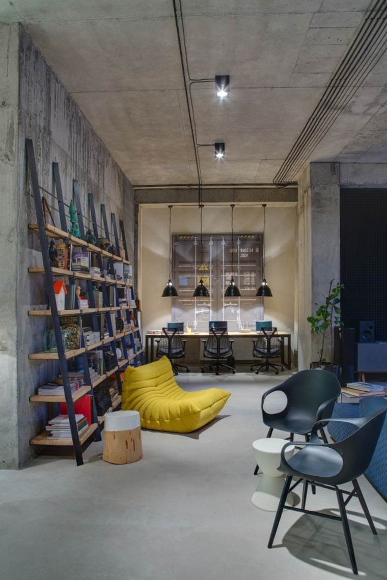 intérieur moderne espace de travail étagère bois chaise noire pouf 