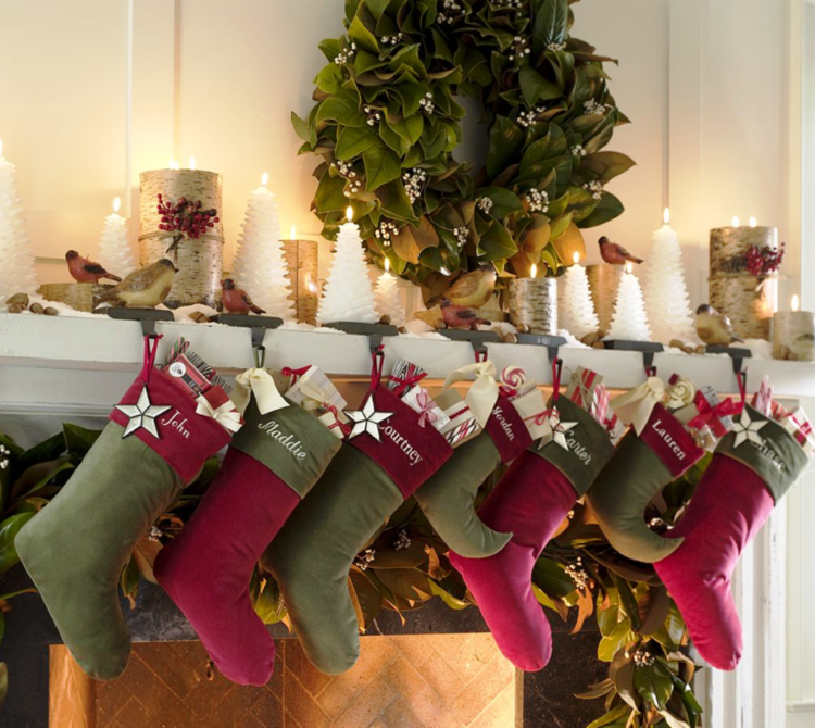 décoration Noël cheminee chaussettes