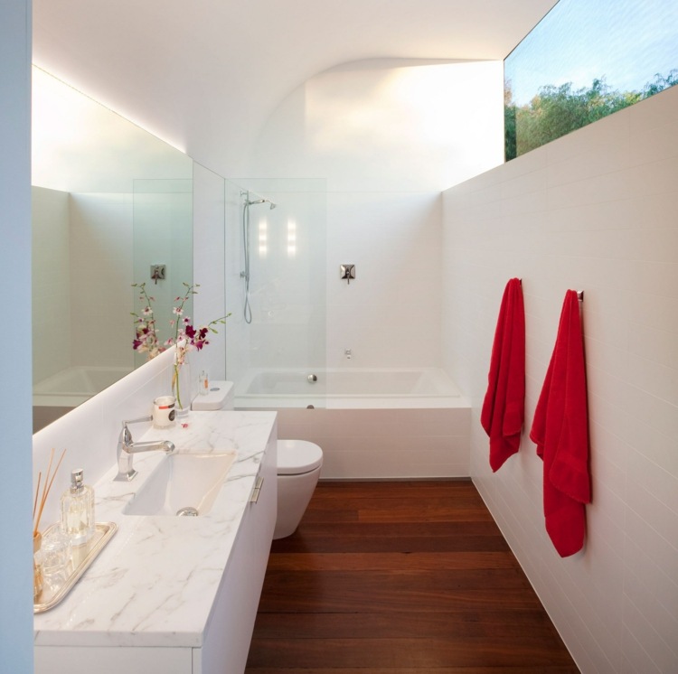 plancher flottant salle de bain moderne