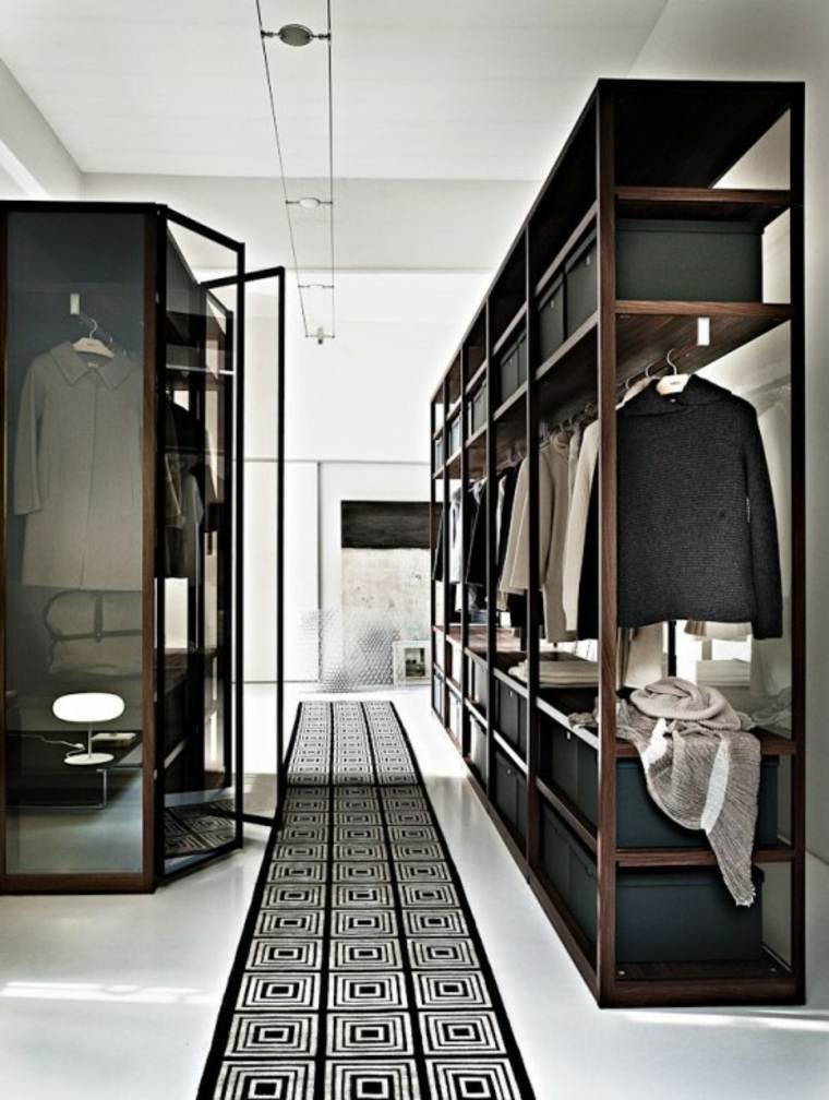 grand dressing design moderne idée tapis de sol géométrique minimaliste style meuble bois