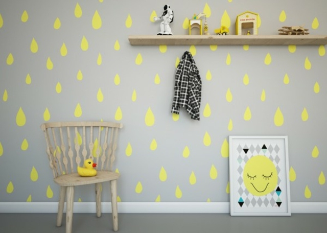 chambre enfant design papier peint gris jaune design chaise étagère bois cadre