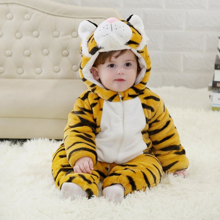 bébé déguisement costume tigre idée halloween enfant 