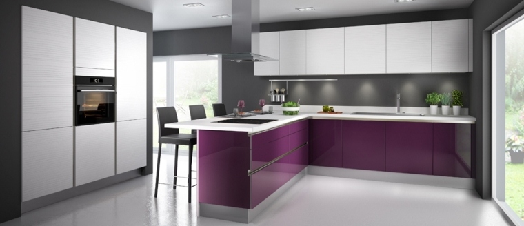 cuisine couleur aubergine design moderne hotte aspirante mobilier violet gris surface blanc