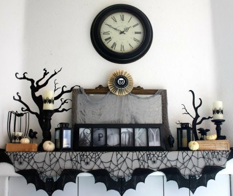 décoration cheminée halloween bougie toile d'araignée 