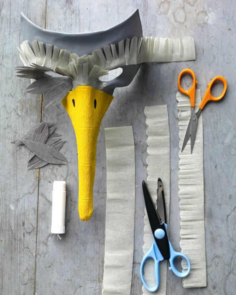 déguisement enfant masque idée oiseau bricolage original 
