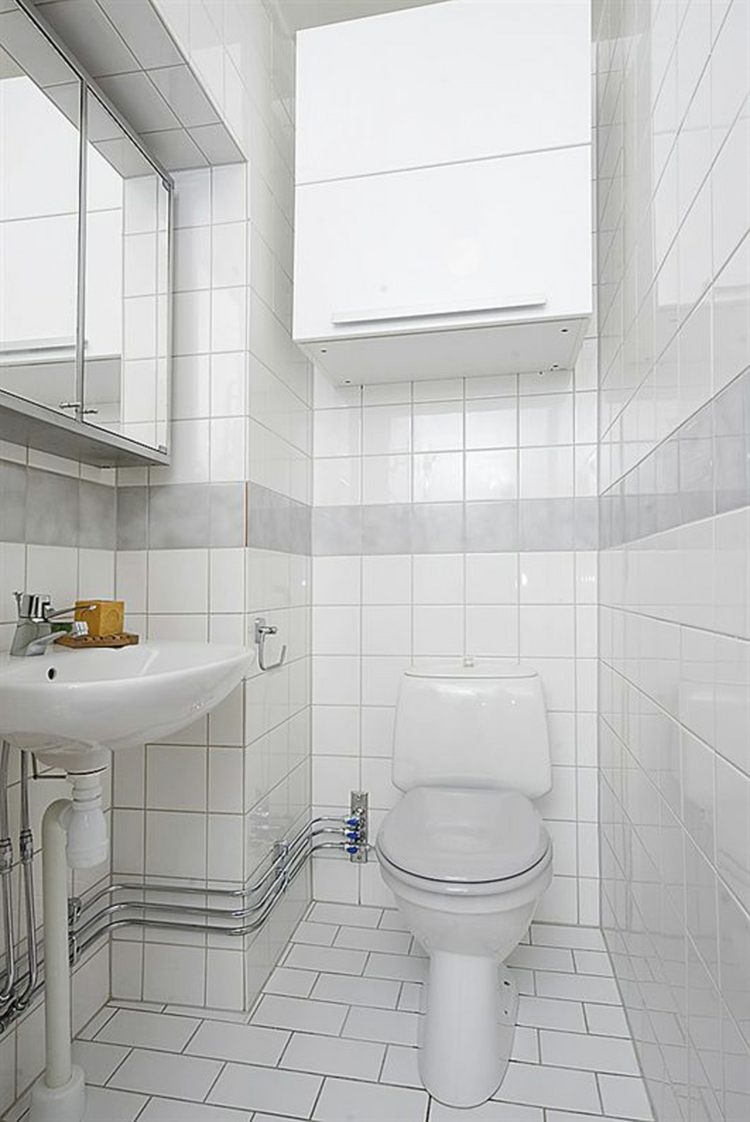 salle de bains blanche gris