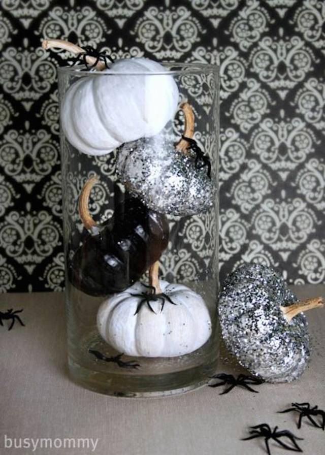halloween citrouille décoration idée citrouille blanche noire design