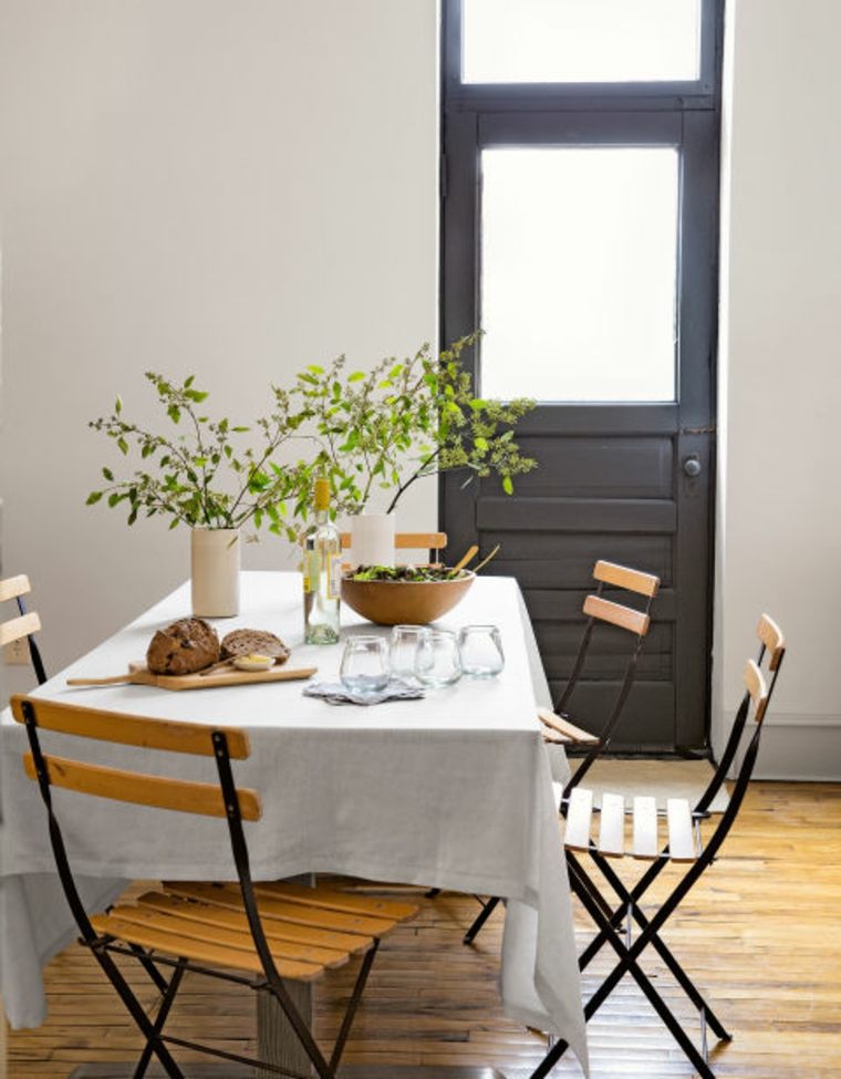 cuisine coin repas idée aménagement table en bois déco chaise 