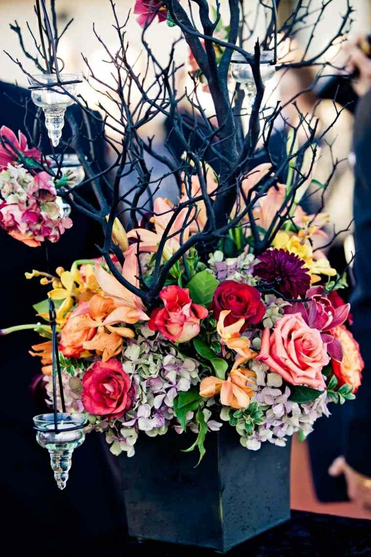 décoration de table halloween fleurs brindilles idée vase à fleurs