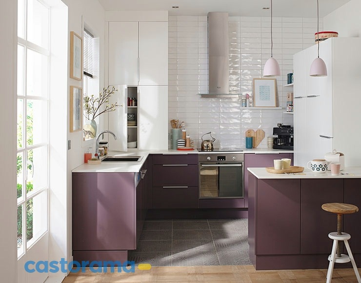 decoration cuisine design blanc violet