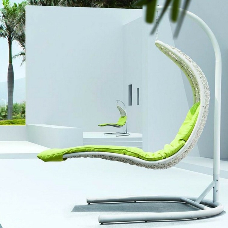 idee de deco exterieure fauteuils design jardin