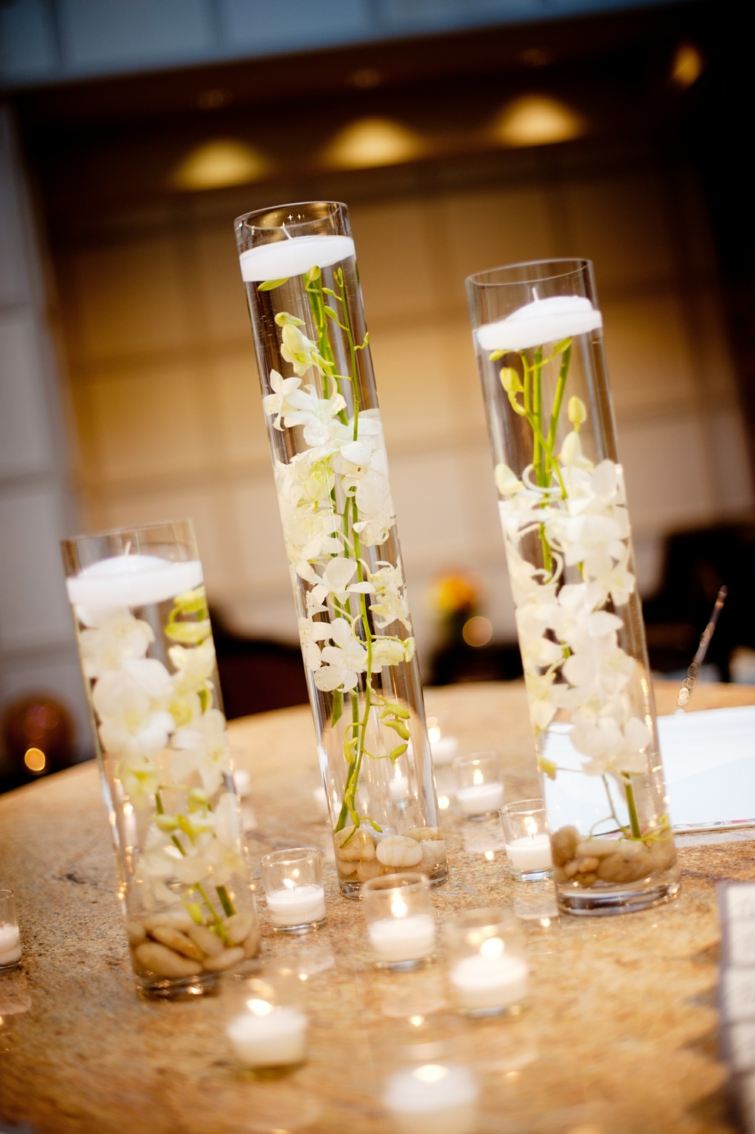 décoration mariage originale table fleurs
