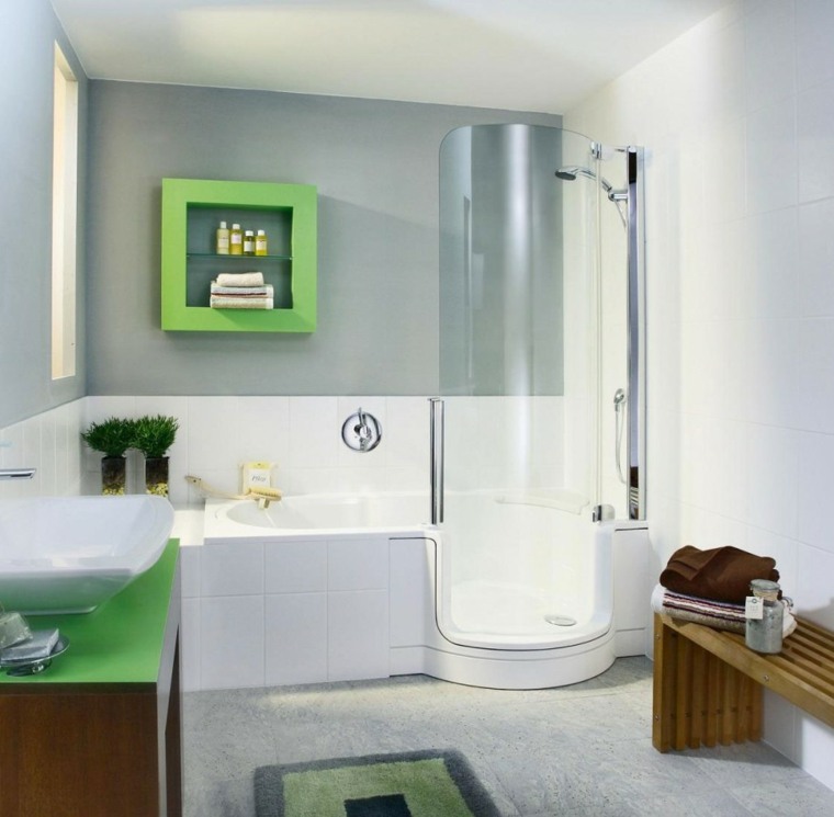 decoration moderne pour mini salle de bain 