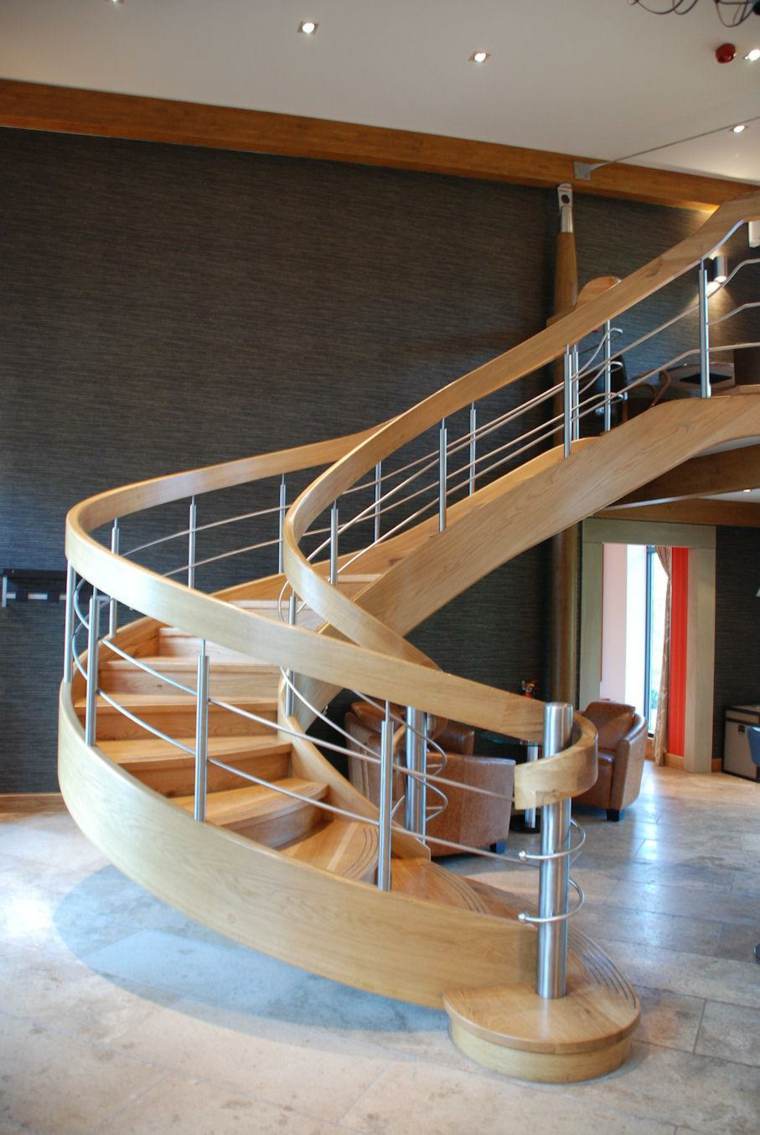 escalier bois interieur design interessant