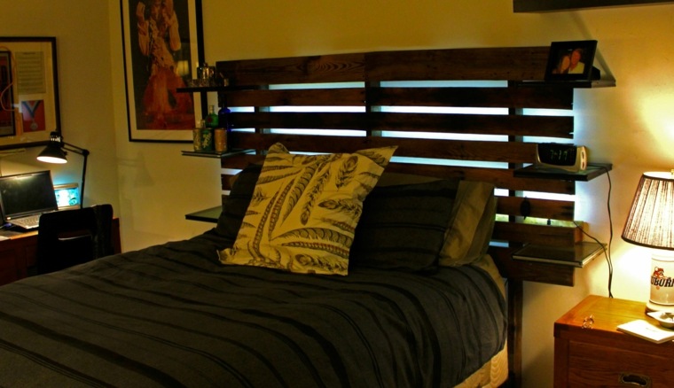 tête de lit à fabriquer palette bois idée chambre à coucher 