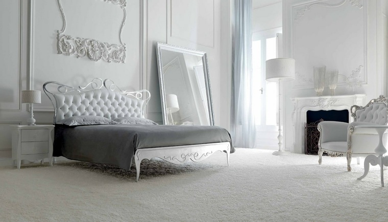 fauteuil art déco chambre à coucher lit miroir cadre bois design intérieur blanc