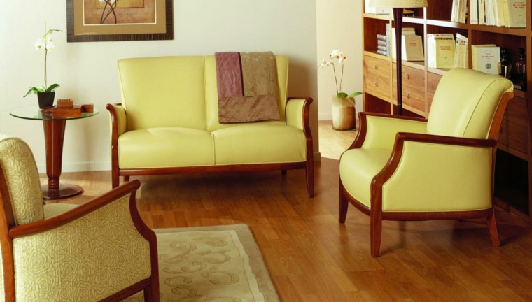 fauteuil art déco jaune canapé art déco design tapis de sol déco mur tableau