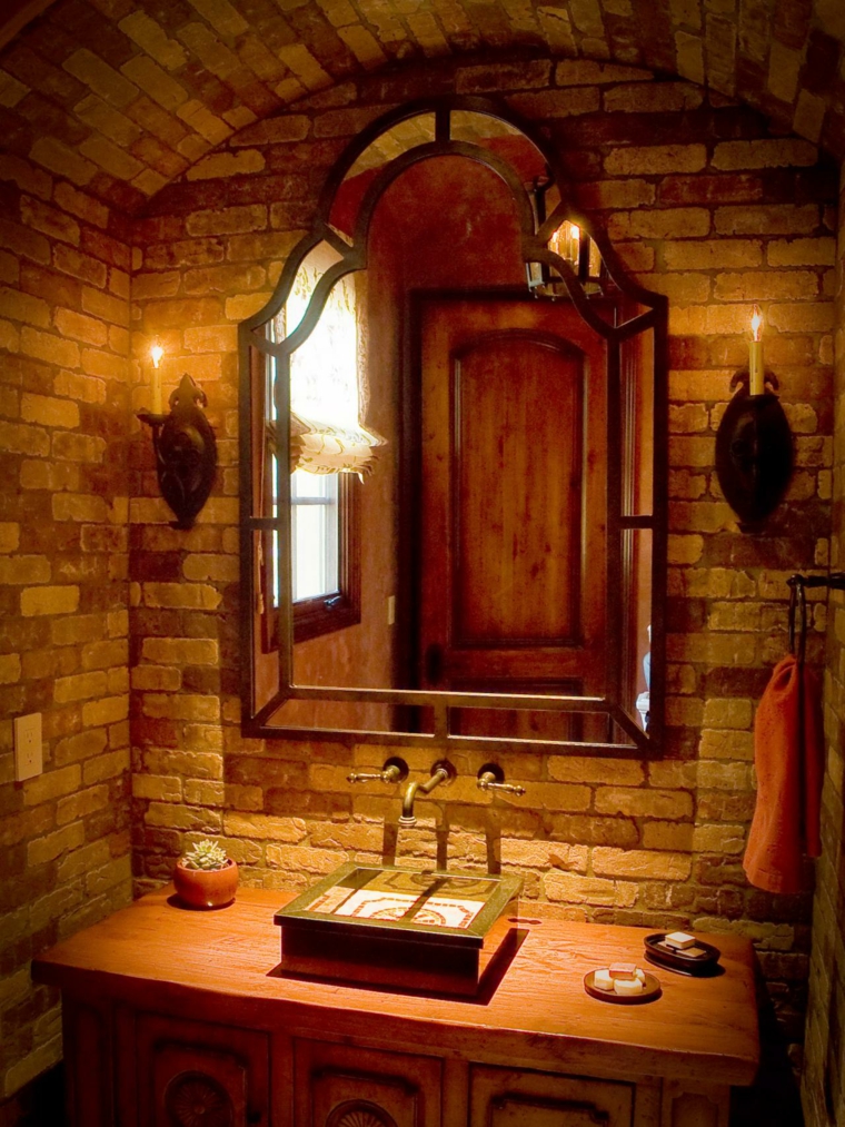 salle de bain ancienne miroir bougie idée pierre