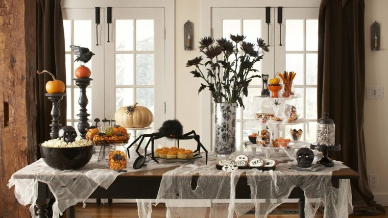 table déco halloween brindille citrouille fleurs noires idée original